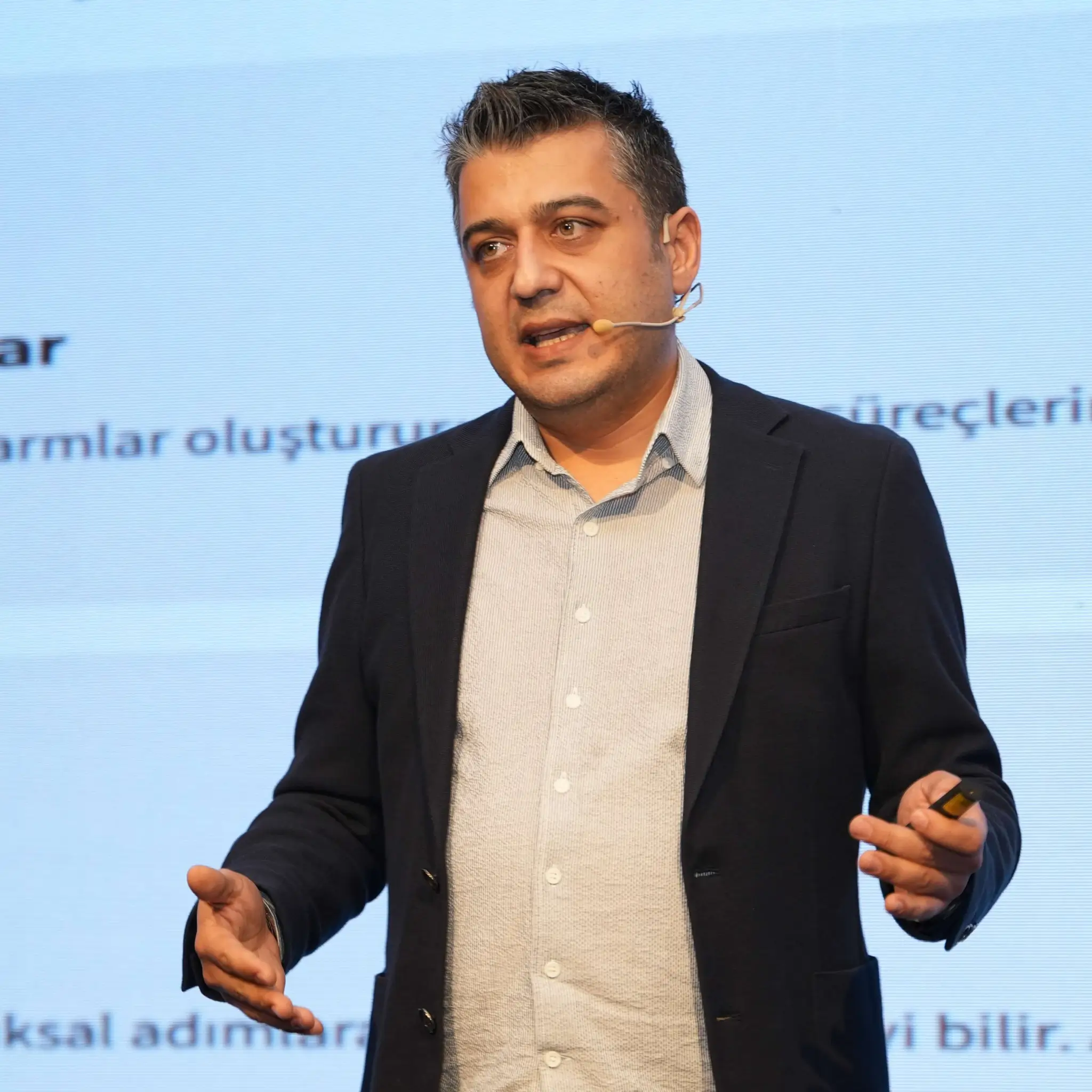 Onur Zeybek